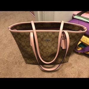 Coach handbAg with Wallet